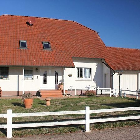 Ruhige Und Gemuetliche Ferienwohnung In Calden ภายนอก รูปภาพ